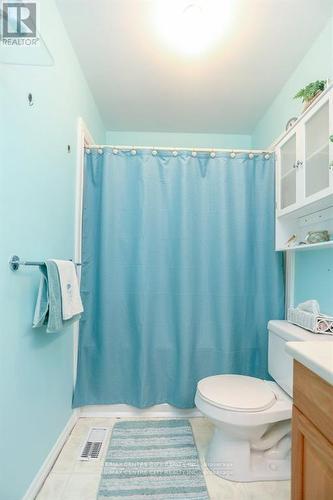 82 Fairview Avenue, St. Thomas, ON - Indoor Photo Showing Bathroom