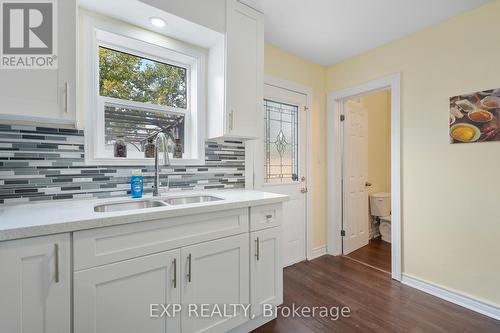 4475 First Avenue, Niagara Falls, ON - Indoor Photo Showing Kitchen With Double Sink