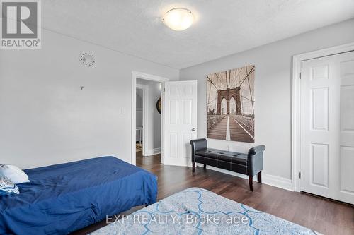 4475 First Avenue, Niagara Falls, ON - Indoor Photo Showing Bedroom