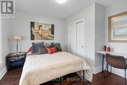 4475 First Avenue, Niagara Falls, ON - Indoor Photo Showing Bedroom