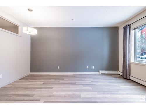 #113 320 Ambleside Li Sw, Edmonton, AB - Indoor Photo Showing Other Room