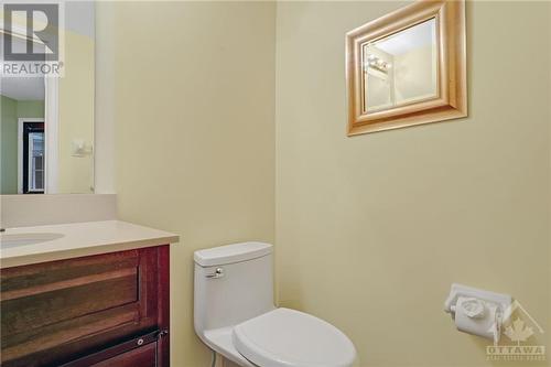 17 Coleridge Street, Ottawa, ON - Indoor Photo Showing Bathroom