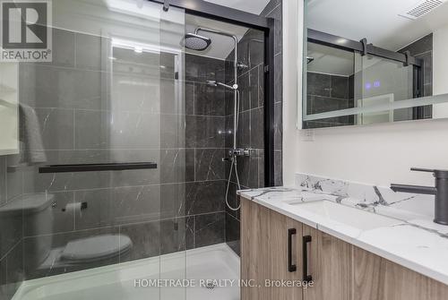 29 North Street N, Barrie, ON - Indoor Photo Showing Bathroom