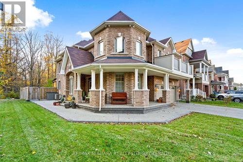 8605 Sweet Chestnut Drive, Niagara Falls (222 - Brown), ON - Outdoor With Deck Patio Veranda With Facade