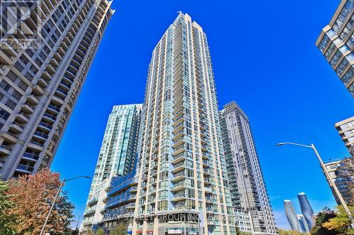 3208 - 225 Webb Drive, Mississauga, ON - Outdoor With Balcony With Facade