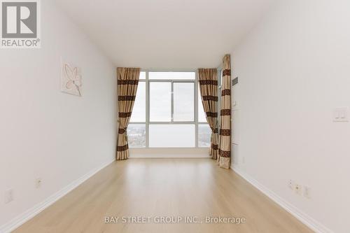 3208 - 225 Webb Drive, Mississauga, ON - Indoor Photo Showing Other Room