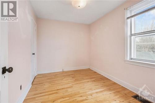 41 Columbus Avenue, Ottawa, ON - Indoor Photo Showing Other Room