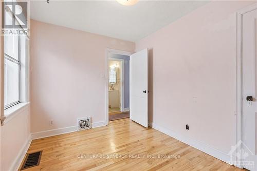 41 Columbus Avenue, Ottawa, ON - Indoor Photo Showing Other Room