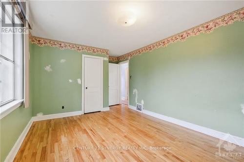 41 Columbus Avenue, Ottawa, ON - Indoor Photo Showing Other Room