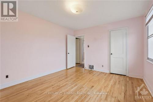 41 Columbus Avenue, Ottawa, ON - Indoor Photo Showing Other Room