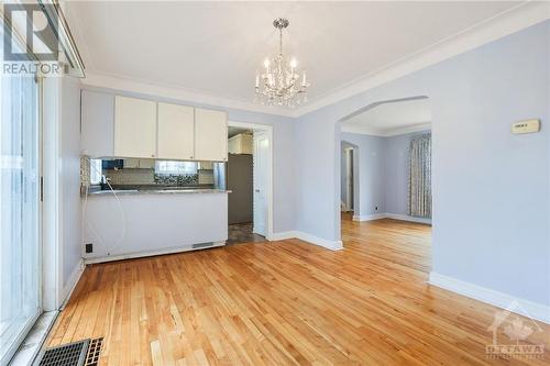 41 Columbus Avenue, Ottawa, ON - Indoor Photo Showing Kitchen