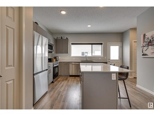 59 Tilia Pl, Spruce Grove, AB - Indoor Photo Showing Kitchen With Upgraded Kitchen