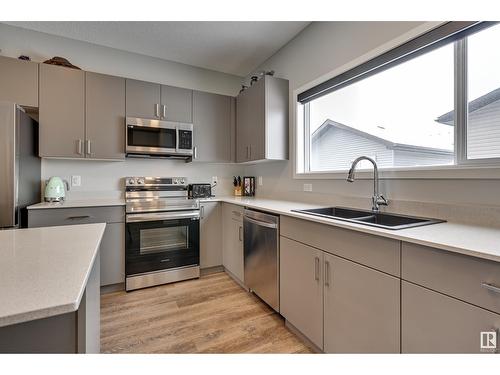 59 Tilia Pl, Spruce Grove, AB - Indoor Photo Showing Kitchen With Double Sink