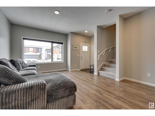 59 Tilia Pl, Spruce Grove, AB - Indoor Photo Showing Living Room