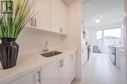 5 Del Ray Crescent, Wasaga Beach, ON - Indoor Photo Showing Kitchen