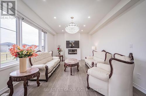 5 Del Ray Crescent, Wasaga Beach, ON - Indoor Photo Showing Living Room