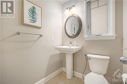 274 Huntsville Drive, Kanata, ON - Indoor Photo Showing Bathroom