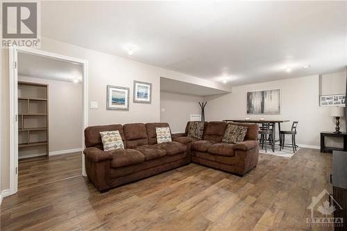 274 Huntsville Drive, Kanata, ON - Indoor Photo Showing Other Room