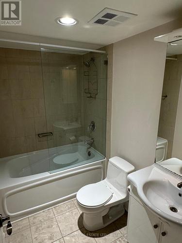 904 - 18 Harrison Garden Boulevard, Toronto, ON - Indoor Photo Showing Bathroom