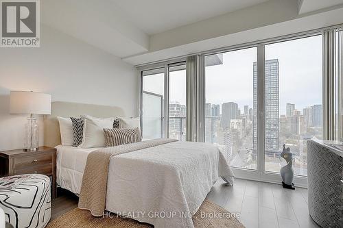 2211 - 251 Jarvis Street, Toronto, ON - Indoor Photo Showing Bedroom