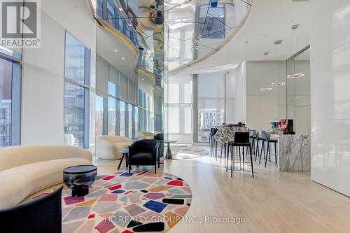 2211 - 251 Jarvis Street, Toronto, ON - Indoor