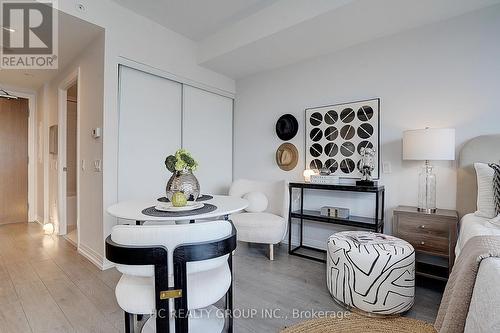 2211 - 251 Jarvis Street, Toronto, ON - Indoor Photo Showing Dining Room