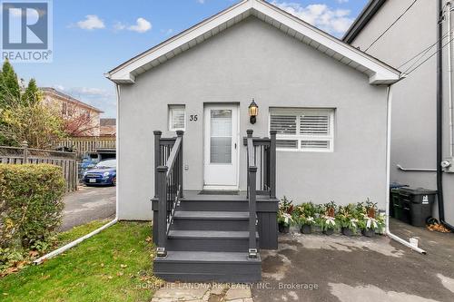 35 Wallington Avenue, Toronto, ON - Outdoor