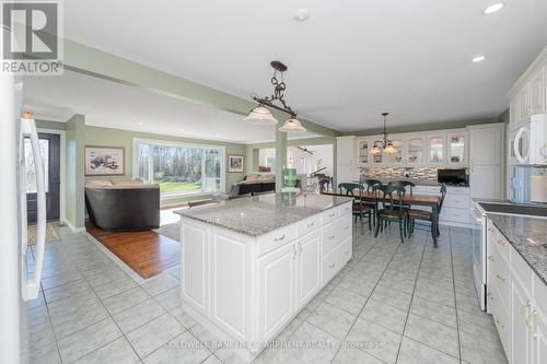 9630 Wellington Rd 42 Road, Erin, ON - Indoor Photo Showing Kitchen