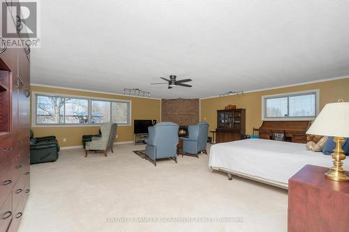 9630 Wellington Rd 42 Road, Erin, ON - Indoor Photo Showing Bedroom