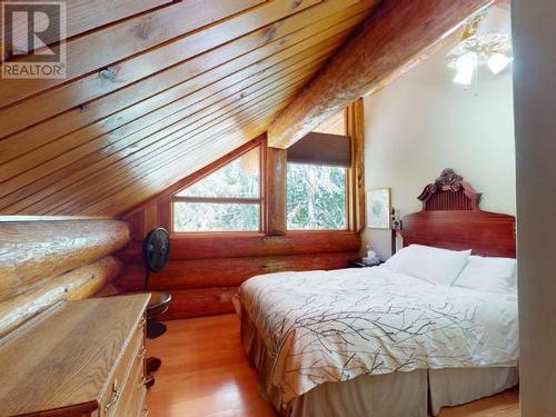 1984 Marble Bay Road, Texada Island, BC - Indoor Photo Showing Bedroom