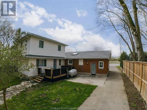 7023 Base Line Road, Wallaceburg, ON - Outdoor With Deck Patio Veranda