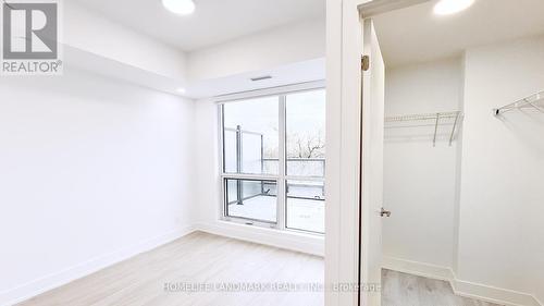 519 - 181 Sheppard Avenue E, Toronto, ON - Indoor Photo Showing Other Room