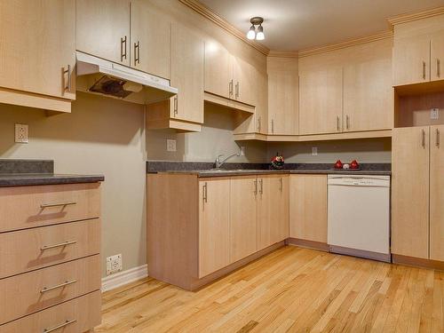 Kitchen - 4871 Boul. Cleroux, Laval (Chomedey), QC - Indoor Photo Showing Kitchen