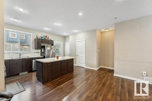 #58 6075 Schonsee Wy Nw, Edmonton, AB - Indoor Photo Showing Kitchen