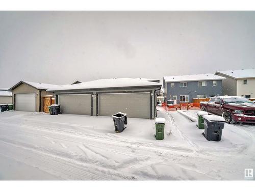 3843 Chrustawka Place Pl Sw, Edmonton, AB - Outdoor