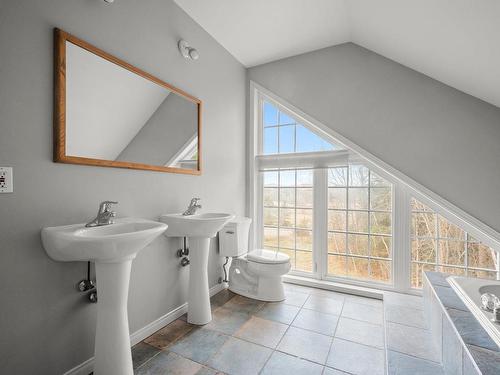 Bathroom - 4683Z  - 4685Z Rue Léonard, Mont-Tremblant, QC - Indoor Photo Showing Bathroom