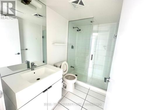 1603 - 151 Dan Leckie Way, Toronto, ON - Indoor Photo Showing Bathroom