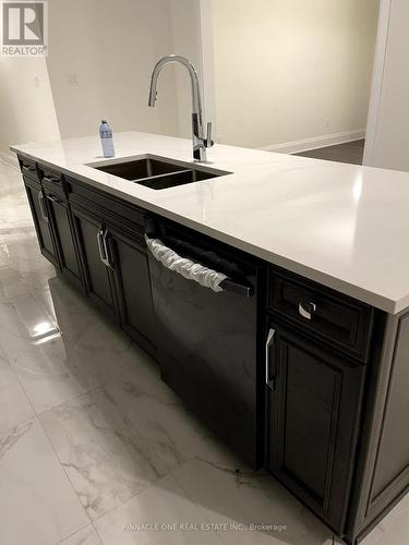 34 Lockyer Drive, Whitby, ON - Indoor Photo Showing Kitchen With Double Sink