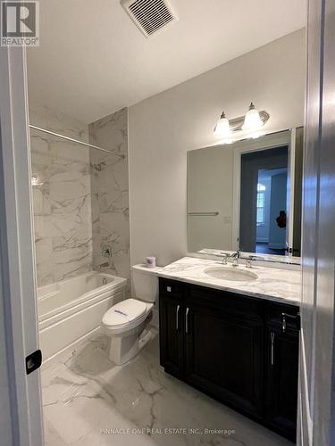 34 Lockyer Drive, Whitby, ON - Indoor Photo Showing Bathroom