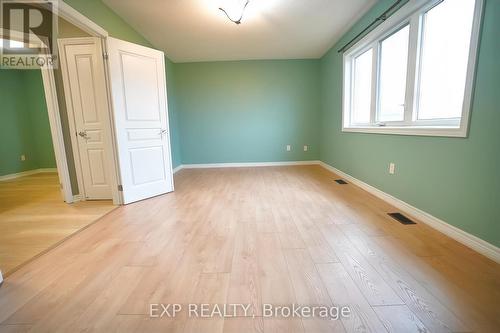 30 Mansard Drive, Richmond Hill, ON - Indoor Photo Showing Other Room