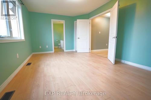 30 Mansard Drive, Richmond Hill, ON - Indoor Photo Showing Other Room