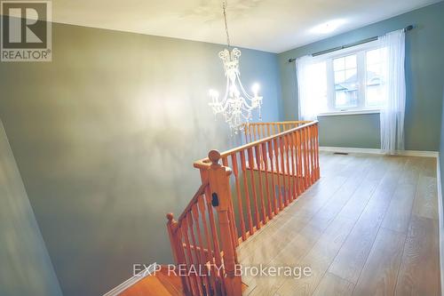 30 Mansard Drive, Richmond Hill, ON - Indoor Photo Showing Other Room