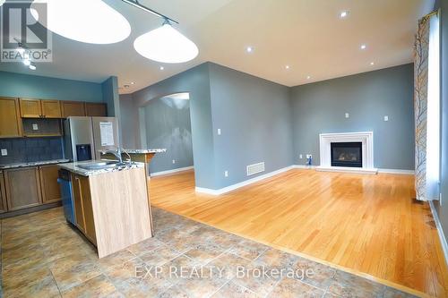 30 Mansard Drive, Richmond Hill, ON - Indoor With Fireplace