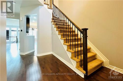 280 Celtic Ridge Crescent, Ottawa, ON - Indoor Photo Showing Other Room