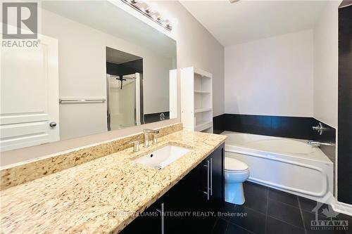 280 Celtic Ridge Crescent, Ottawa, ON - Indoor Photo Showing Bathroom