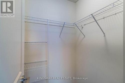 217 - 349 Rathburn Road W, Mississauga, ON - Indoor With Storage