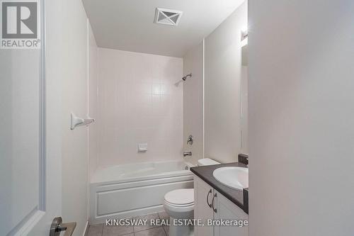 217 - 349 Rathburn Road W, Mississauga, ON - Indoor Photo Showing Bathroom