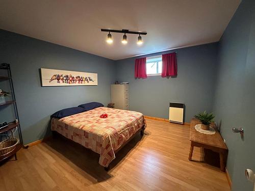 Bedroom - 11 Av. Du Bassin N., Montmagny, QC - Indoor Photo Showing Bedroom