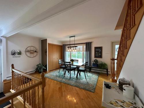 Dining room - 11 Av. Du Bassin N., Montmagny, QC - Indoor Photo Showing Other Room