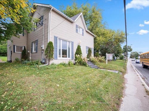 124 Toronto St S, Uxbridge, ON - Outdoor